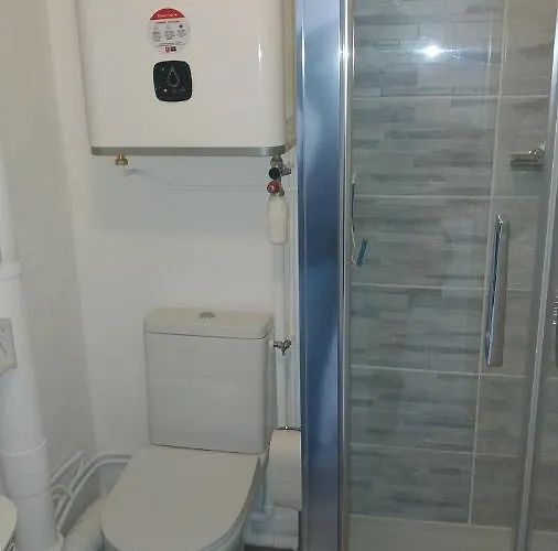 Refait A Neuf - - Chez Christian * La Bourboule